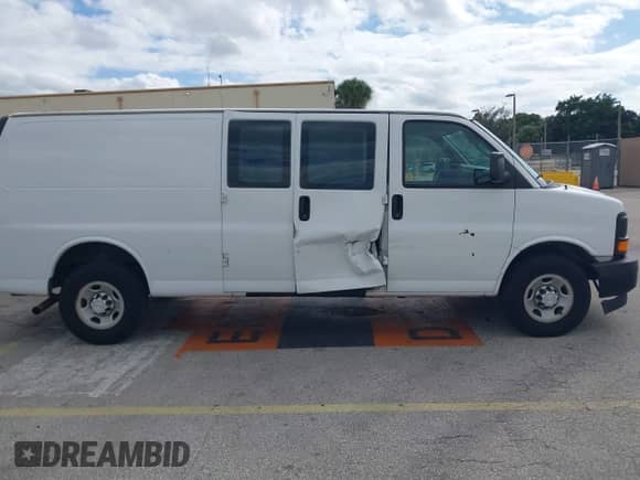 2017 Chevrolet Express Cargo с VIN 1GCZGHFG4H1176383, выставлен на аукционе IAAI как лот 43492311 с пробегом 87 435 миль миль и . История ставок и продаж доступна на DreamBid. Изображение 6.
