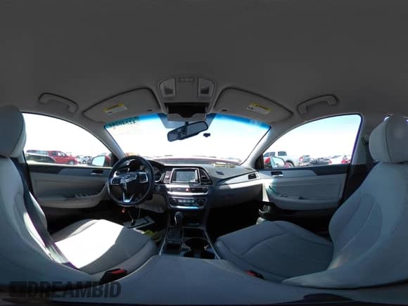 2018 Hyundai Sonata Limited с VIN 5NPE34AFXJH689704, выставлен на аукционе IAAI как лот 42540284 с пробегом 69 085 миль миль и . История ставок и продаж доступна на DreamBid. Изображение 18.