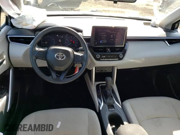 2024 Toyota Corolla Cross L с VIN 7MUAAABG8RV092654, выставлен на аукционе Copart как лот 67770325 с пробегом 16 696 миль миль и Списание • Salvage title. История ставок и продаж доступна на DreamBid. Изображение 8.