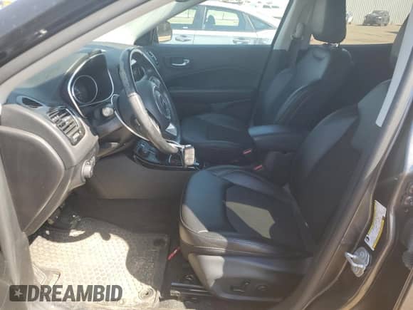 2021 Jeep Compass Latitude with VIN 3C4NJDBB3MT527211, listed as a Copart auction lot 68400555 with 44,981 mi miles and Clean title. Bid and sale history available at DreamBid. Image 7.