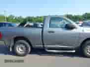 2010 Dodge 1500 Sport z VIN 3D7JV1ET4AG102029, wystawiony jako IAAI lot #42788889 z przebiegiem 246 589 mil mil oraz . Historia ofert i sprzedaży dostępna na DreamBid. Obrazek 13.
