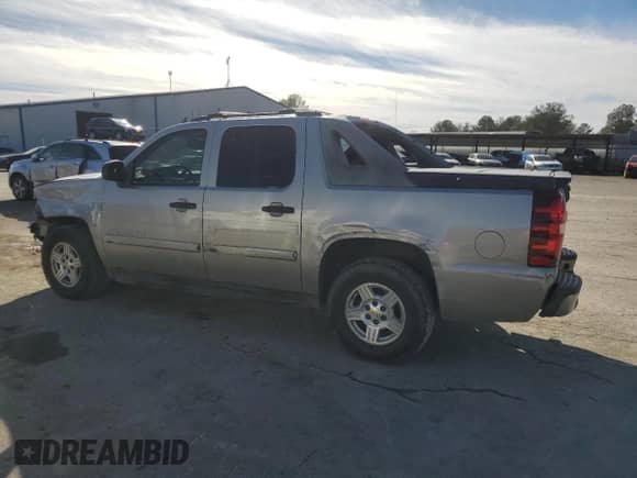 2008 Chevrolet Avalanche 1LT with VIN 3GNEC12J28G225978, listed as a Copart auction lot 89060975 with 237,658 mi miles and Salvage title. Bid and sale history available at DreamBid. Image 2.