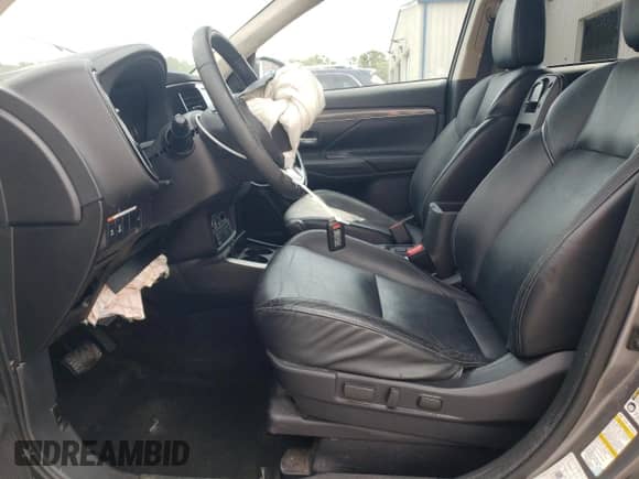 2020 Mitsubishi Outlander ES с VIN JA4AZ3A37LJ000509, выставлен на аукционе Copart как лот 80024875 с пробегом 90 984 миль миль и Списание • Salvage title. История ставок и продаж доступна на DreamBid. Изображение 7.