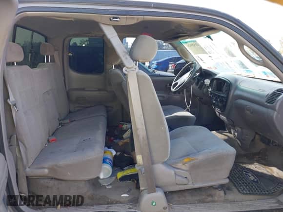 2001 Toyota Tundra SR5 с VIN 5TBRN34121S166363, выставлен на аукционе IAAI как лот 43528624 с пробегом 347 719 миль миль и . История ставок и продаж доступна на DreamBid. Изображение 8.