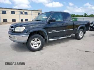 2001 Toyota Tundra Limited z VIN 5TBRT38171S194045, wystawiony jako Copart lot #59787005 z przebiegiem Nie podano mil oraz Czysty tytuł • Clean title. Historia ofert i sprzedaży dostępna na DreamBid. Obrazek 1.