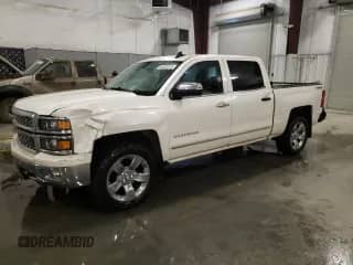 2015 Chevrolet Silverado 1500 LTZ z VIN 3GCUKSEC1FG258090, wystawiony jako Copart lot #64300415 z przebiegiem 186 692 mil mil oraz Szkoda całkowita • Salvage title. Historia ofert i sprzedaży dostępna na DreamBid. Obrazek 1.