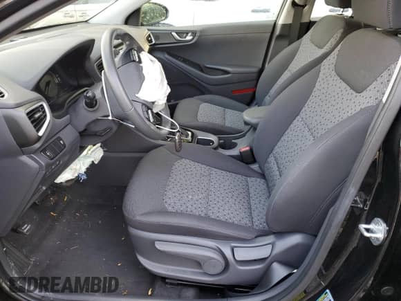 2019 Hyundai Ioniq z VIN KMHC65LD1KU166638, wystawiony jako Copart lot #70572032 z przebiegiem 18 421 mil mil oraz . Historia ofert i sprzedaży dostępna na DreamBid. Obrazek 7.