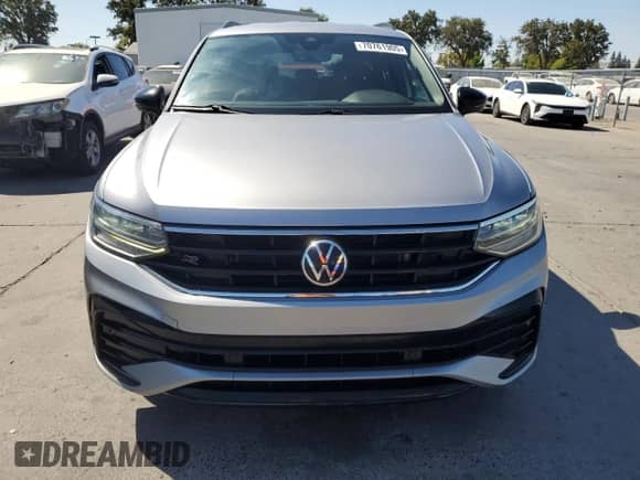 2022 Volkswagen Tiguan SE R-Line Black с VIN 3VVCB7AX2NM008117, выставлен на аукционе Copart как лот 70761905 с пробегом 138 041 миль миль и Чистый • Clean title. История ставок и продаж доступна на DreamBid. Изображение 5.