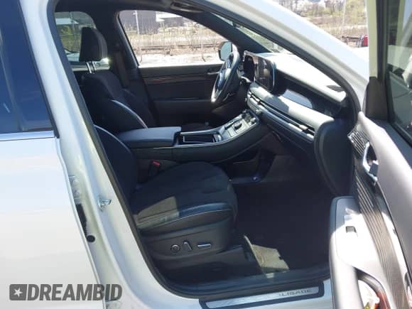 2024 Hyundai Palisade Calligraphy z VIN KM8R7DGE5RU749552, wystawiony jako IAAI lot #41999757 z przebiegiem 14 598 mil mil oraz . Historia ofert i sprzedaży dostępna na DreamBid. Obrazek 5.