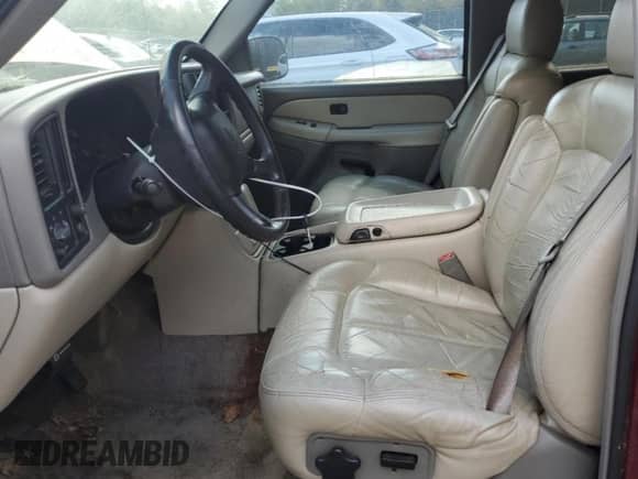 2002 Chevrolet Tahoe LT с VIN 1GNEC13Z52J160165, выставлен на аукционе Copart как лот 51878425 с пробегом 175 873 миль миль и Чистый • Clean title. История ставок и продаж доступна на DreamBid. Изображение 7.