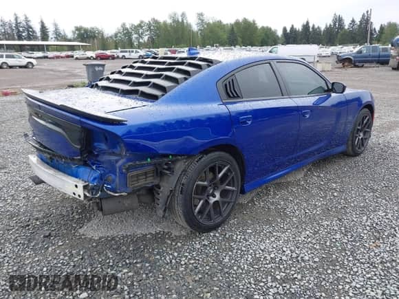 2018 Dodge Charger R/T z VIN 2C3CDXCTXJH221087, wystawiony jako IAAI lot #42283655 z przebiegiem 66 338 mil mil oraz . Historia ofert i sprzedaży dostępna na DreamBid. Obrazek 4.