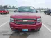 2009 Chevrolet Suburban LTZ z VIN 1GNFK36309J105434, wystawiony jako IAAI lot #42062907 z przebiegiem 132 674 mil mil oraz . Historia ofert i sprzedaży dostępna na DreamBid. Obrazek 12.