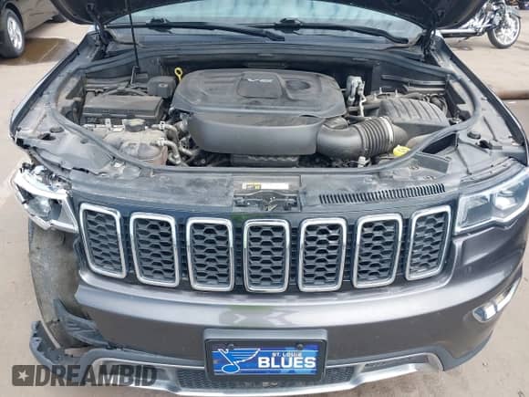 2018 Jeep Grand Cherokee Limited with VIN 1C4RJFBG3JC505743, listed as a IAAI auction lot 43101356 with 46,807 mi miles and . Bid and sale history available at DreamBid. Image 10.