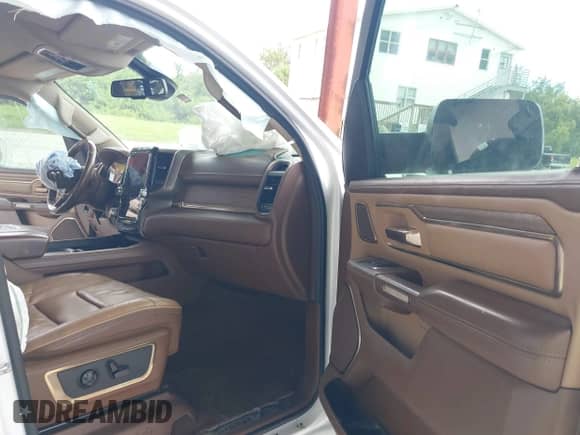 2020 Ram 1500 Longhorn with VIN 1C6SRFKT2LN414209, listed as a IAAI auction lot 42729994 with 70,390 mi miles and . Bid and sale history available at DreamBid. Image 5.