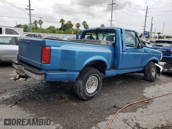 1993 Ford F-150 с VIN 1FTEF14N3PKA82644, выставлен на аукционе Copart как лот 59917485 с пробегом 161 387 миль миль и На запчасти • Non repairable. История ставок и продаж доступна на DreamBid. Изображение 3.