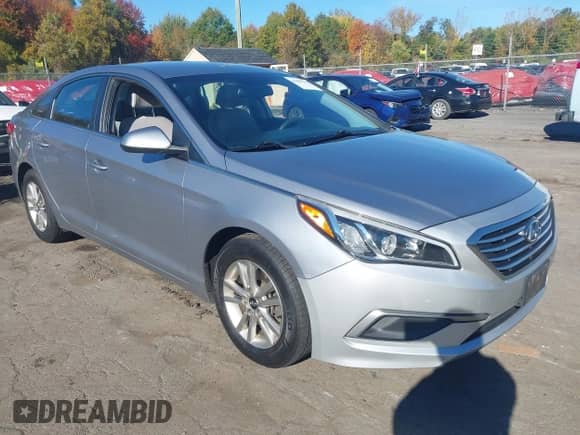2016 Hyundai Sonata SE with VIN 5NPE24AF6GH285892, listed as a IAAI auction lot 43468252 with 150,467 mi miles and . Bid and sale history available at DreamBid. Image 1.
