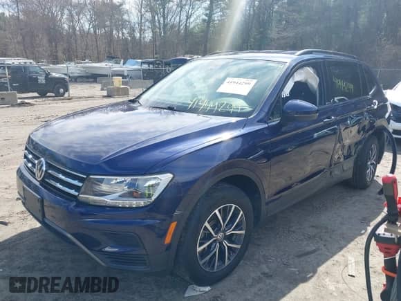 2021 Volkswagen Tiguan S z VIN 3VV0B7AX1MM151318, wystawiony jako IAAI lot #41944299 z przebiegiem 39 017 mil mil oraz . Historia ofert i sprzedaży dostępna na DreamBid. Obrazek 17.