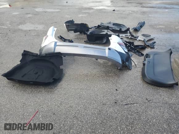 2025 Hyundai Kona Limited с VIN KM8HE3A32SU201842, выставлен на аукционе Copart как лот 63146215 с пробегом 663 миль миль и Списание • Salvage title. История ставок и продаж доступна на DreamBid. Изображение 13.