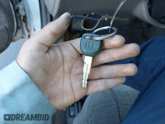 1994 Honda Accord LX с VIN 1HGCD5635RA129215, выставлен на аукционе IAAI как лот 43467262 с пробегом 214 151 миль миль и . История ставок и продаж доступна на DreamBid. Изображение 11.