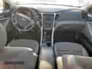 2014 Hyundai Sonata SE с VIN 5NPEC4ACXEH889154, выставлен на аукционе Copart как лот 85861475 с пробегом 160 330 миль миль и Списание • Salvage title. История ставок и продаж доступна на DreamBid. Изображение 8.