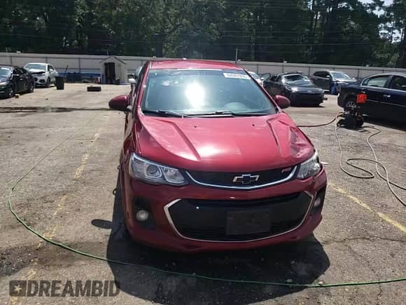 2020 Chevrolet Sonic LT z VIN 1G1JD5SB2L4137063, wystawiony jako Copart lot #64947895 z przebiegiem 151 620 mil mil oraz Szkoda całkowita • Salvage title. Historia ofert i sprzedaży dostępna na DreamBid. Obrazek 13.