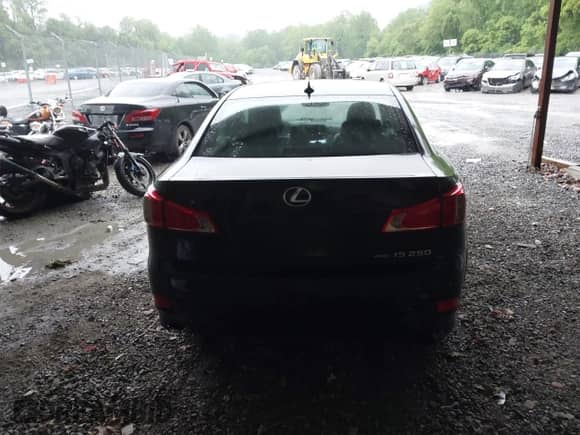 2011 Lexus IS 250 z VIN JTHCF5C24B5047106, wystawiony jako IAAI lot #42336630 z przebiegiem 154 050 mil mil oraz . Historia ofert i sprzedaży dostępna na DreamBid. Obrazek 16.