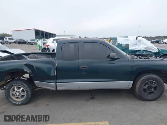1998 Dodge Dakota SLT с VIN 1B7GL22X1WS615049, выставлен на аукционе IAAI как лот 41369967 с пробегом 259 598 миль миль и . История ставок и продаж доступна на DreamBid. Изображение 13.