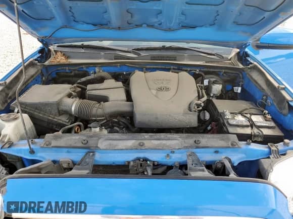2020 Toyota Tacoma SR5 with VIN 5TFAZ5CN9LX088203, listed as a Copart auction lot 70347505 with 90,758 mi miles and Salvage title. Bid and sale history available at DreamBid. Image 11.