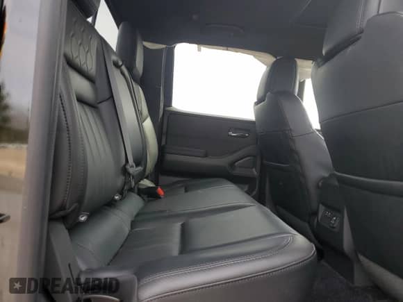 2022 Nissan Frontier SV z VIN 1N6ED1EK8NN667514, wystawiony jako Copart lot #84016915 z przebiegiem 62 359 mil mil oraz Szkoda całkowita • Salvage title. Historia ofert i sprzedaży dostępna na DreamBid. Obrazek 10.