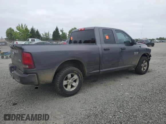 2017 Ram 1500 Express z VIN 1C6RR7FG7HS788292, wystawiony jako Copart lot #60546775 z przebiegiem 145 586 mil mil oraz Szkoda całkowita • Salvage title. Historia ofert i sprzedaży dostępna na DreamBid. Obrazek 3.