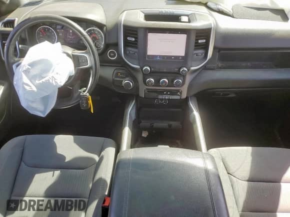 2022 Ram 1500 Lone Star z VIN 1C6RREBT7NN261046, wystawiony jako Copart lot #66554265 z przebiegiem 78 861 mil mil oraz Czysty tytuł • Clean title. Historia ofert i sprzedaży dostępna na DreamBid. Obrazek 8.