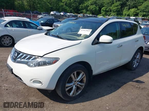 2010 Nissan Murano SL with VIN JN8AZ1MW8AW135146, listed as a IAAI auction lot 42462869 with 198,921 mi miles and . Bid and sale history available at DreamBid. Image 2.