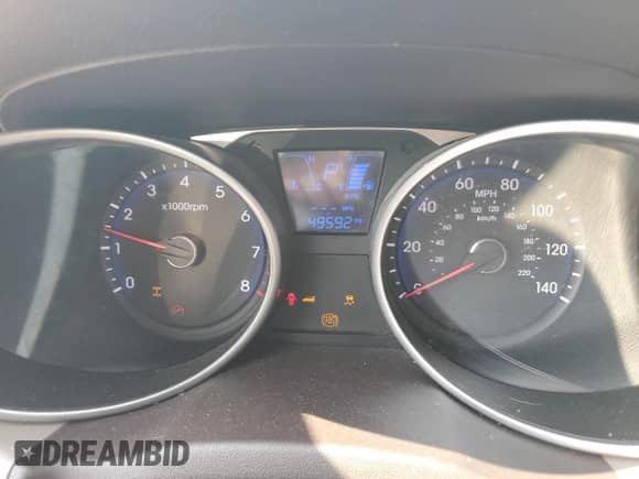 2015 Hyundai Tucson SE с VIN KM8JUCAG1FU040610, выставлен на аукционе Copart как лот 71911765 с пробегом 49 592 миль миль и Списание • Salvage title. История ставок и продаж доступна на DreamBid. Изображение 9.