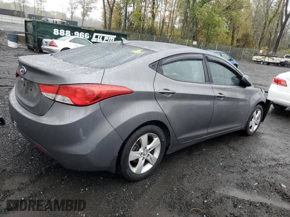 2013 Hyundai Elantra Limited с VIN 5NPDH4AE1DH189262, выставлен на аукционе Copart как лот 81983235 с пробегом Не указан миль и Списание • Salvage title. История ставок и продаж доступна на DreamBid. Изображение 3.