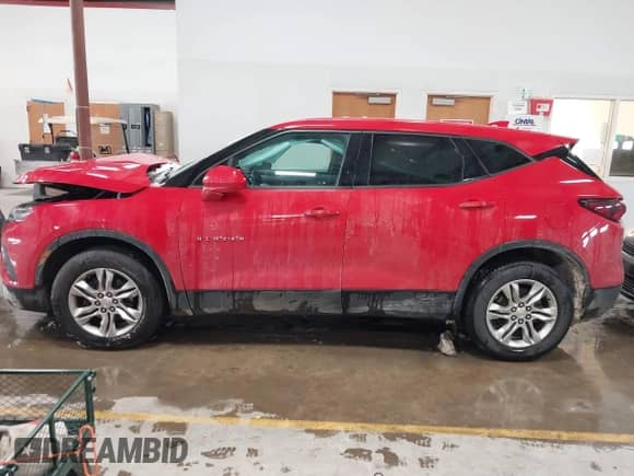 2021 Chevrolet Blazer LT с VIN 3GNKBHRS4MS520813, выставлен на аукционе IAAI как лот 41095904 с пробегом 85 184 миль миль и . История ставок и продаж доступна на DreamBid. Изображение 14.