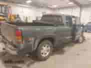 2006 GMC Sierra 1500 SLT with VIN 2GTEK19B261266692, listed as a IAAI auction lot 41229917 with 187,022 mi miles and . Bid and sale history available at DreamBid. Image 4.