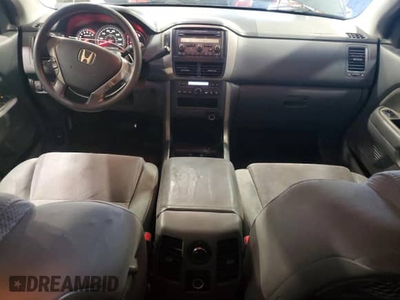 2006 Honda Pilot EX z VIN 5FNYF18476B011358, wystawiony jako Copart lot #85831145 z przebiegiem 237 177 mil mil oraz Szkoda całkowita • Salvage title. Historia ofert i sprzedaży dostępna na DreamBid. Obrazek 8.