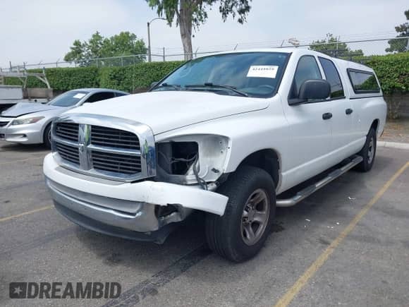 2006 Dodge 1500 SLT with VIN 1D7HA18266J173722, listed as a IAAI auction lot 42441029 with 168,182 mi miles and . Bid and sale history available at DreamBid. Image 6.