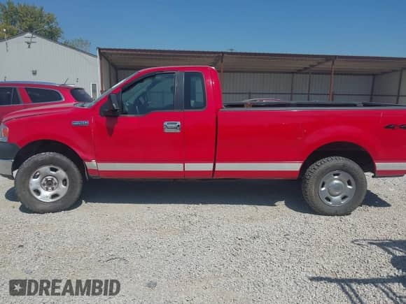2005 Ford F-150 XL with VIN 1FTRF14565NA65236, listed as a IAAI auction lot 43212302 with 40,099 mi miles and . Bid and sale history available at DreamBid. Image 14.