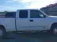 2005 GMC Sierra 1500 SLE with VIN 1GTEK19B55E295665, listed as a IAAI auction lot 43129917 with 297,675 mi miles and . Bid and sale history available at DreamBid. Image 13.