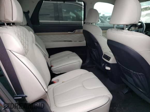 2022 Hyundai Palisade Calligraphy с VIN KM8R7DHE7NU442960, выставлен на аукционе Copart как лот 62991542 с пробегом 8 842 миль миль и . История ставок и продаж доступна на DreamBid. Изображение 6.