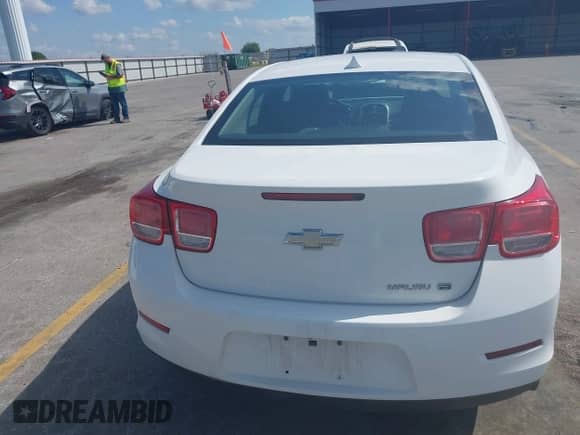 2013 Chevrolet Malibu Eco с VIN 1G11D5SRXDF137380, выставлен на аукционе IAAI как лот 42922231 с пробегом 155 623 миль миль и . История ставок и продаж доступна на DreamBid. Изображение 16.