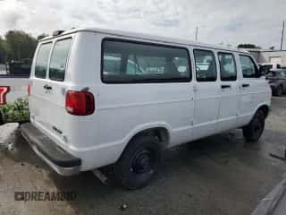 2001 Dodge Passenger z VIN 2B5WB25Y31K517591, wystawiony jako Copart lot #84752245 z przebiegiem 23 652 mil mil oraz Czysty tytuł • Clean title. Historia ofert i sprzedaży dostępna na DreamBid. Obrazek 3.