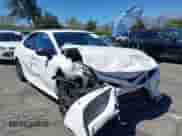 2021 Toyota Camry SE Nightshade z VIN 4T1G11AK8MU433769, wystawiony jako IAAI lot #43150076 z przebiegiem 92 123 mil mil oraz . Historia ofert i sprzedaży dostępna na DreamBid. Obrazek 6.