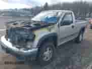 2006 Chevrolet Colorado z VIN 1GCDT148068250590, wystawiony jako IAAI lot #41210977 z przebiegiem Nie podano mil oraz . Historia ofert i sprzedaży dostępna na DreamBid. Obrazek 2.