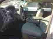 2017 Ram 1500 Tradesman z VIN 1C6RR7FT9HS666742, wystawiony jako Copart lot #68490595 z przebiegiem 217 060 mil mil oraz Szkoda całkowita • Salvage title. Historia ofert i sprzedaży dostępna na DreamBid. Obrazek 7.