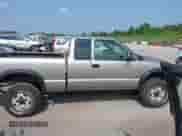 2003 Chevrolet S-10 LS с VIN 1GCCT19X738149232, выставлен на аукционе IAAI как лот 42727630 с пробегом 53 595 миль миль и . История ставок и продаж доступна на DreamBid. Изображение 13.