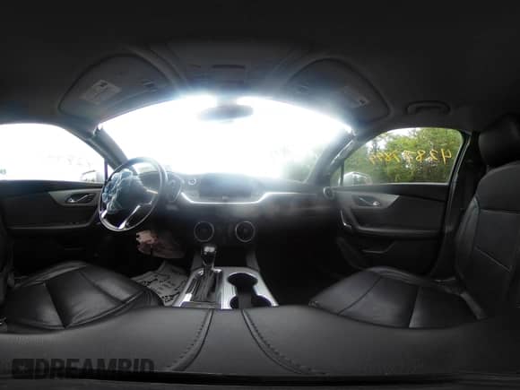 2019 Chevrolet Blazer z VIN 3GNKBGRS6KS695684, wystawiony jako IAAI lot #42877899 z przebiegiem 190 956 mil mil oraz . Historia ofert i sprzedaży dostępna na DreamBid. Obrazek 20.