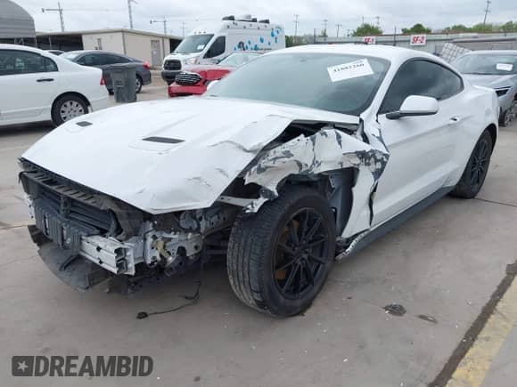 2019 Ford Mustang EcoBoost z VIN 1FA6P8TH2K5192524, wystawiony jako IAAI lot #41882260 z przebiegiem 82 039 mil mil oraz . Historia ofert i sprzedaży dostępna na DreamBid. Obrazek 19.