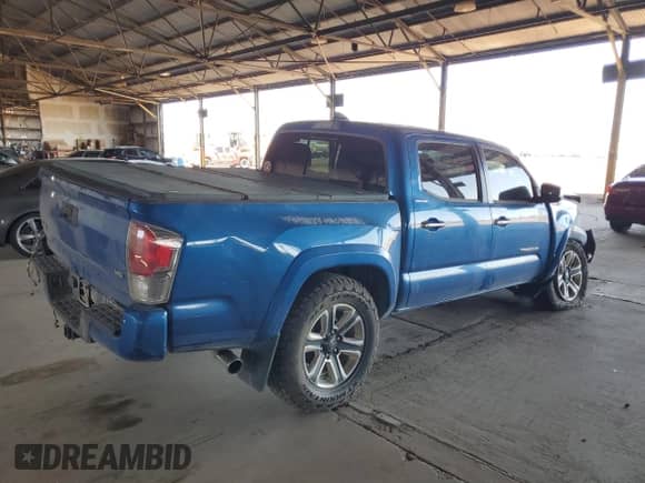2017 Toyota Tacoma Limited with VIN 3TMGZ5AN9HM082346, listed as a Copart auction lot 62238905 with 118,319 mi miles and Salvage title. Bid and sale history available at DreamBid. Image 3.
